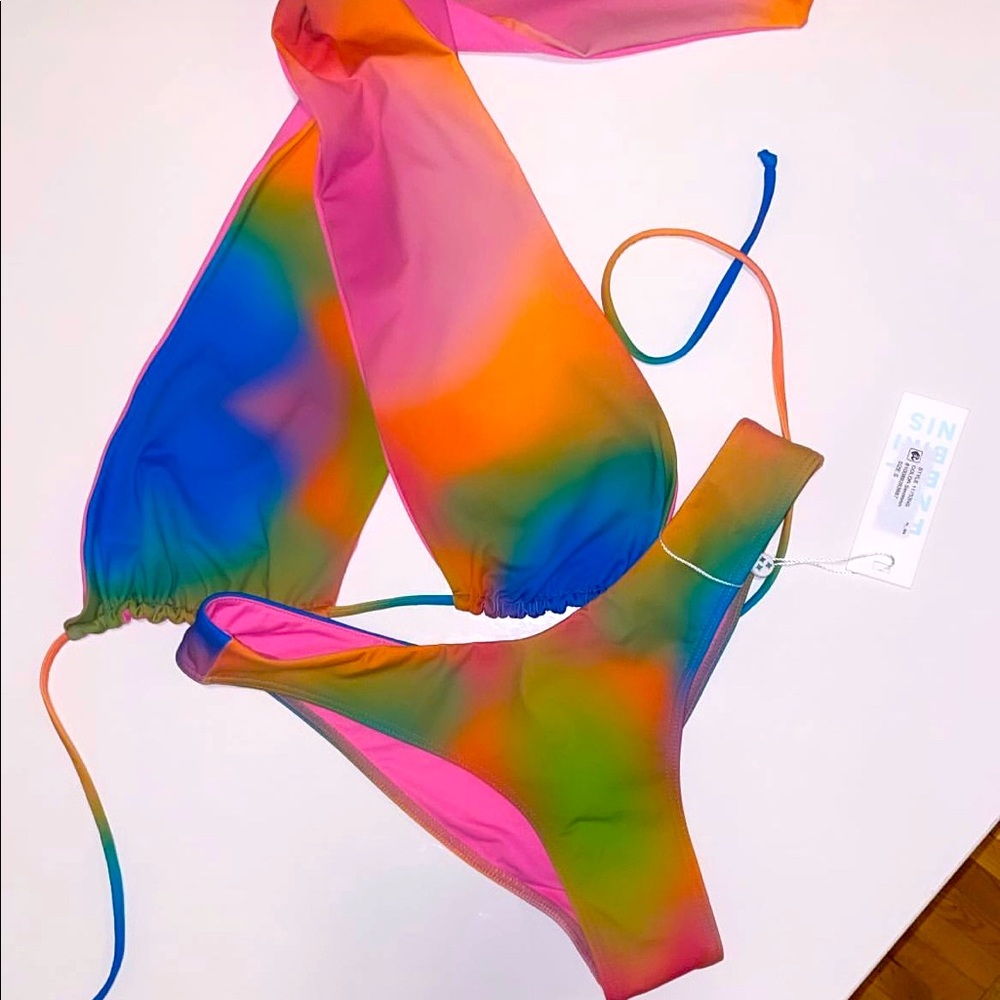 FRANKIES BIKINIS | halter top & cheeky bottoms set